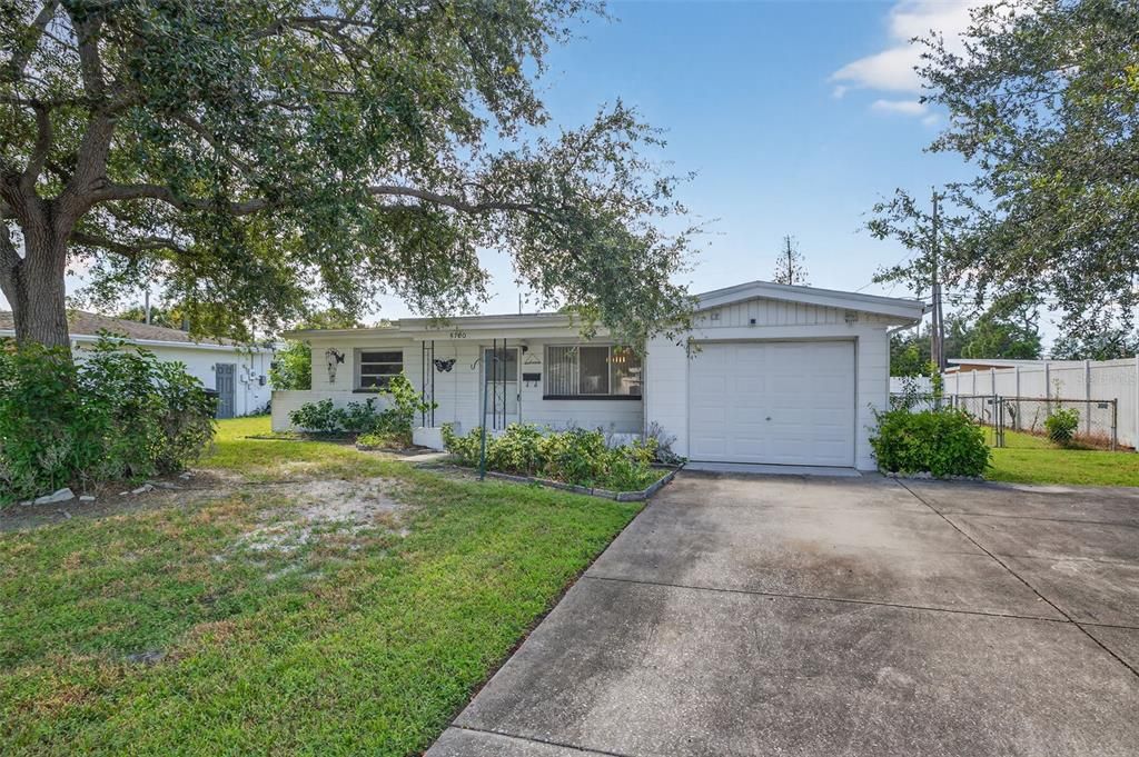 5760 HOBSON STREET NE, St Petersburg, FL 33703