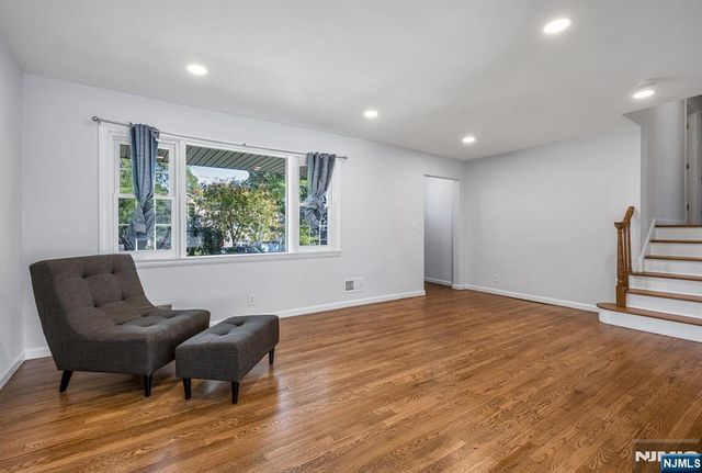 858 Barbara Drive, Teaneck, NJ 07666