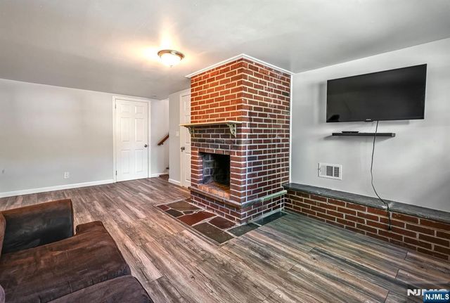 858 Barbara Drive, Teaneck, NJ 07666