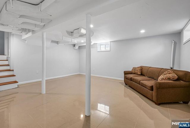 858 Barbara Drive, Teaneck, NJ 07666