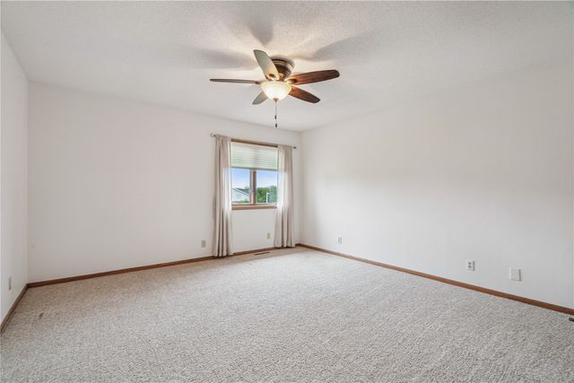 4113 Lark Court NE, Cedar Rapids, IA 52402