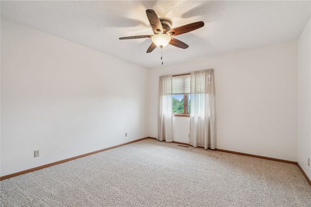 4113 Lark Court NE, Cedar Rapids, IA 52402