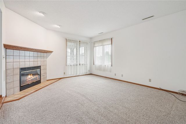 4113 Lark Court NE, Cedar Rapids, IA 52402