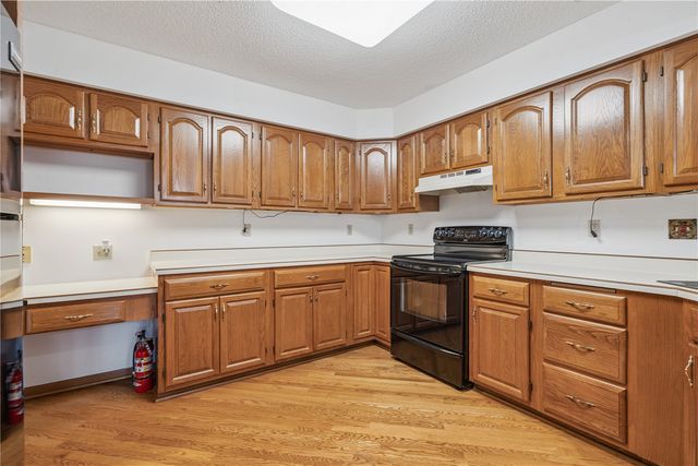 4113 Lark Court NE, Cedar Rapids, IA 52402