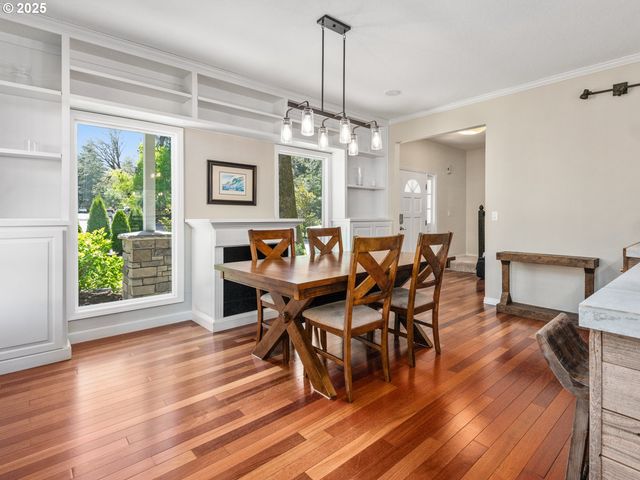 17488 MARDEE Ave, Lake Oswego, OR 97035