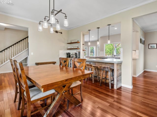 17488 MARDEE Ave, Lake Oswego, OR 97035