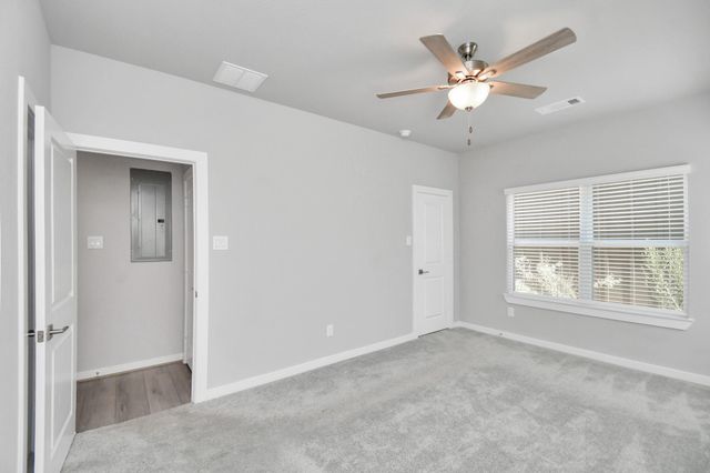 23823 Cumberland Ridge Drive 422, Houston, TX 77447