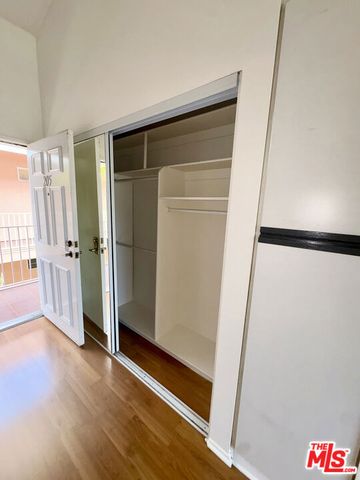 1221 Seward Street 205, Los Angeles, CA 90038