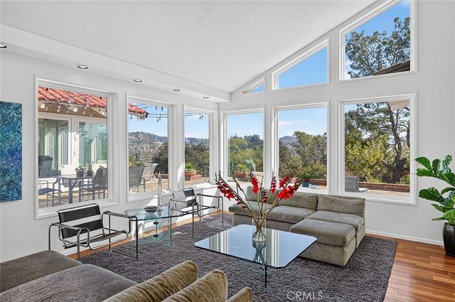 10571 Morada, Orange, CA 92869