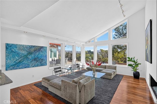 10571 Morada, Orange, CA 92869
