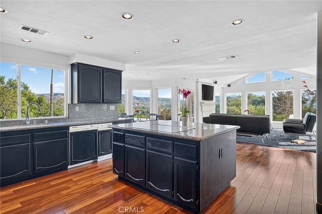 10571 Morada, Orange, CA 92869