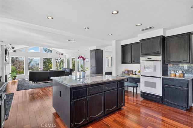 10571 Morada, Orange, CA 92869