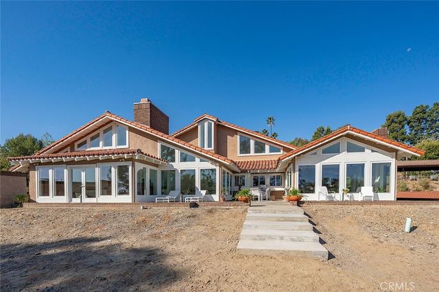 10571 Morada, Orange, CA 92869