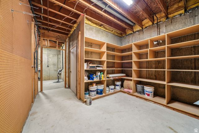 2154 E WASATCH BLVD, Sandy, UT 84092