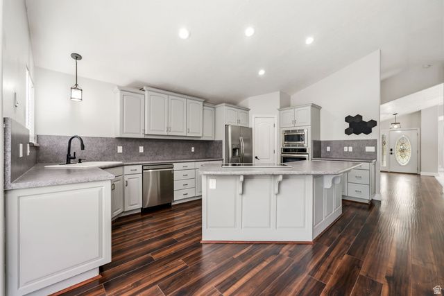 2154 E WASATCH BLVD, Sandy, UT 84092