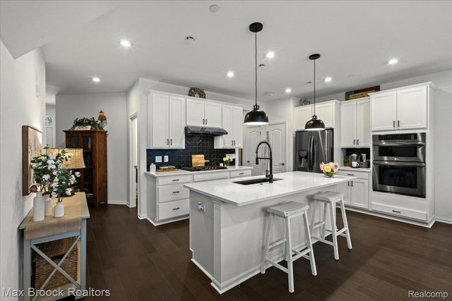 40115 Premier Drive, Northville Township, MI 48170