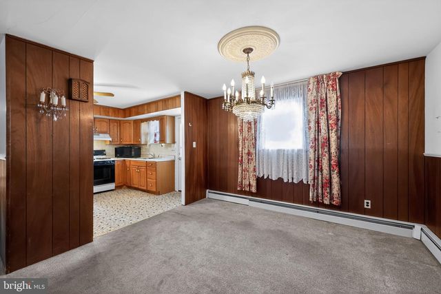 600 CLAY DR, Conshohocken, PA 19428