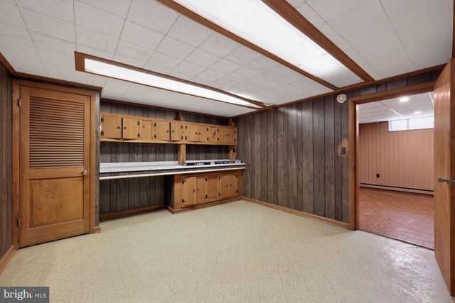 600 CLAY DR, Conshohocken, PA 19428