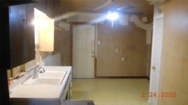 655 Crawford Street, Fort Worth, TX 76104