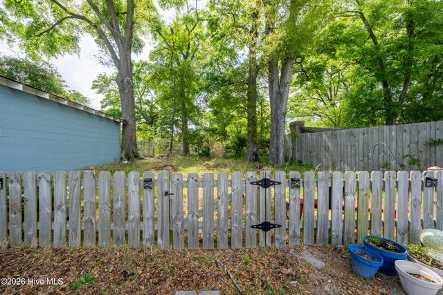 2054 Washington Street, Wilmington, NC 28401