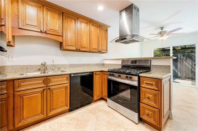 630 S Knott 6, Anaheim, CA 92804