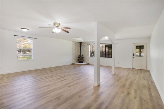 186 Mill Creek Resort Road, Pottsboro, TX 75076