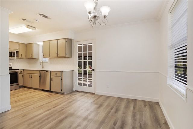 186 Mill Creek Resort Road, Pottsboro, TX 75076