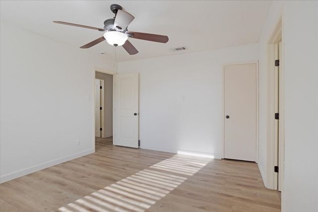 186 Mill Creek Resort Road, Pottsboro, TX 75076