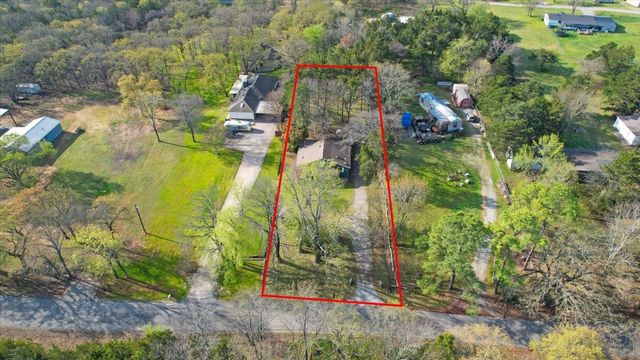 186 Mill Creek Resort Road, Pottsboro, TX 75076