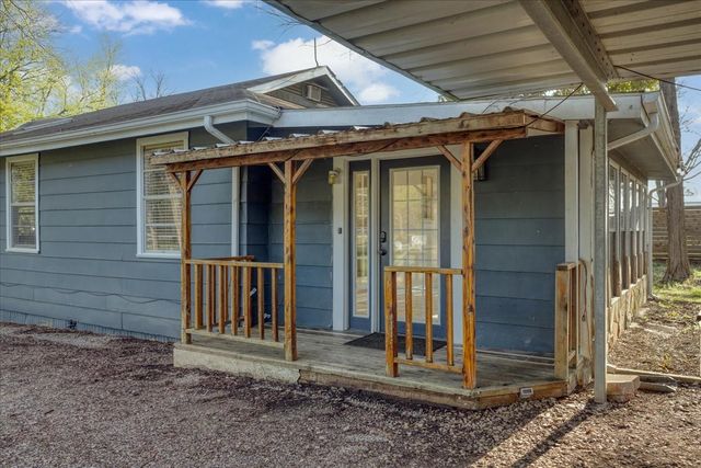 186 Mill Creek Resort Road, Pottsboro, TX 75076