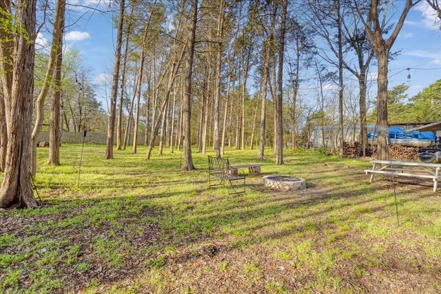 186 Mill Creek Resort Road, Pottsboro, TX 75076