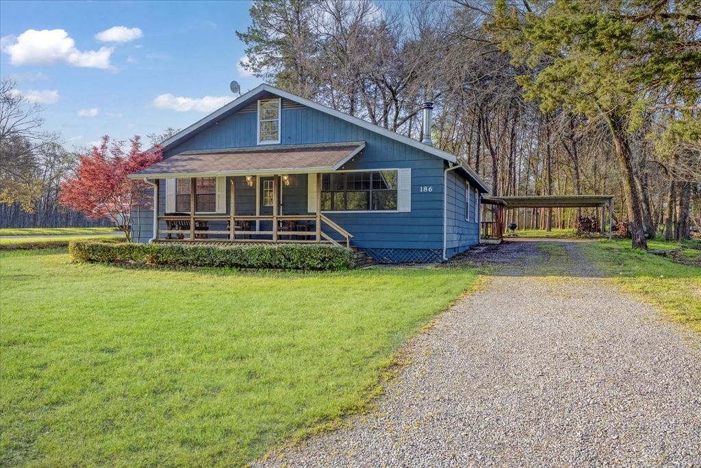 186 Mill Creek Resort Road, Pottsboro, TX 75076