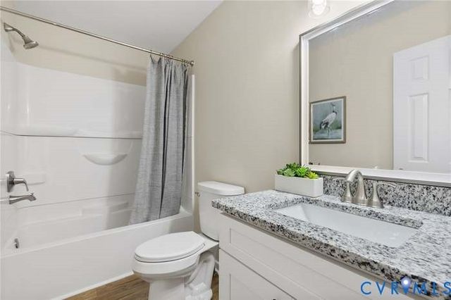 13803 Deer Run Cir, Midlothian, VA 23112