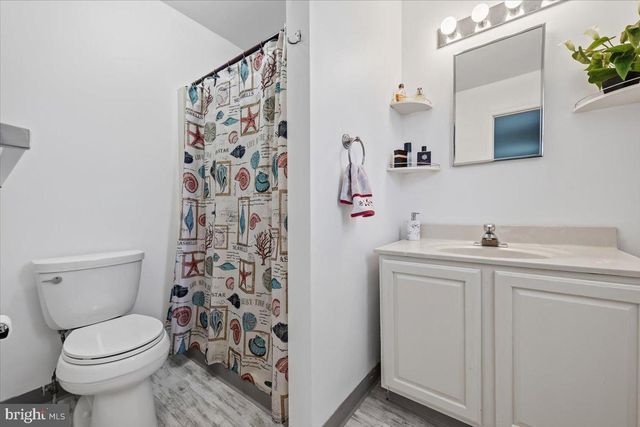 1260 HAWTHORN DR, Easton, PA 18040