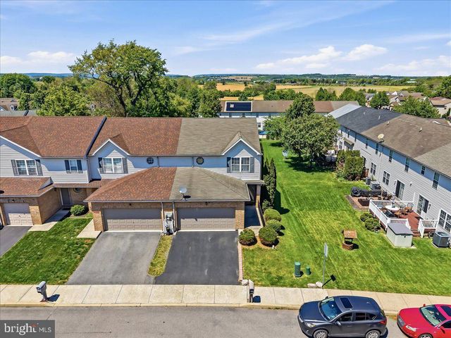 1260 HAWTHORN DR, Easton, PA 18040