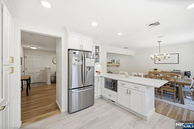 45 Ravine Avenue, Wyckoff, NJ 07481