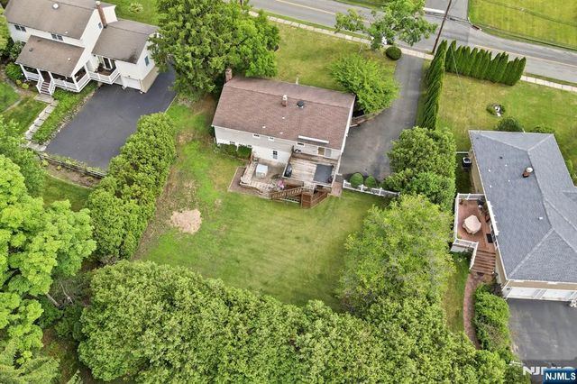 45 Ravine Avenue, Wyckoff, NJ 07481