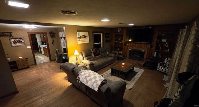 109 N Lafayette Street, Delphi, IN 46923