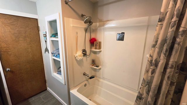 109 N Lafayette Street, Delphi, IN 46923