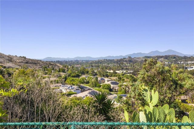 31527 Aguacate Road, San Juan Capistrano, CA 92675