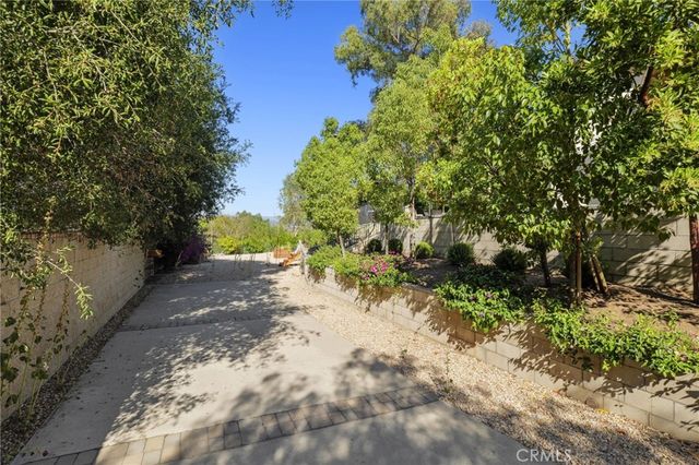 31527 Aguacate Road, San Juan Capistrano, CA 92675
