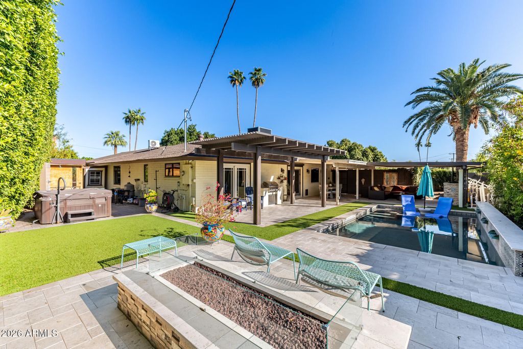 Image 56 of property listing at 2602 N 20TH Avenue, Phoenix, AZ 85009