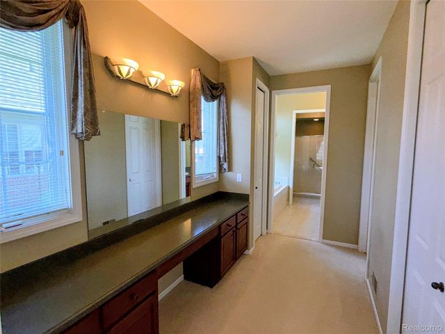 7350 Pine Vista Drive, Genoa Township, MI 48116