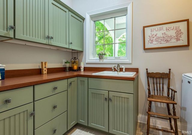 3838 S State Road 446, Bloomington, IN 47401
