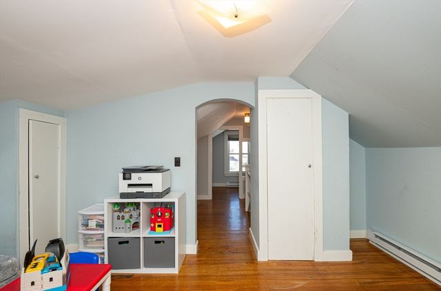 31 Mountain Ave, Saugus, MA 01906