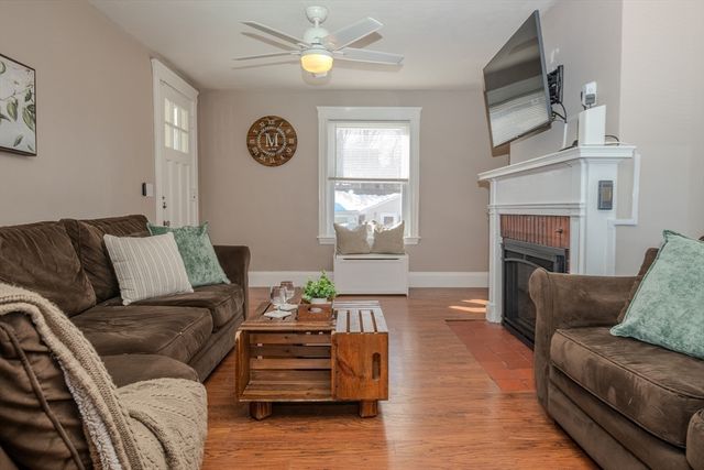 31 Mountain Ave, Saugus, MA 01906