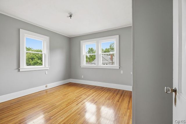1146 North Glencove Road, Syracuse, NY 13206