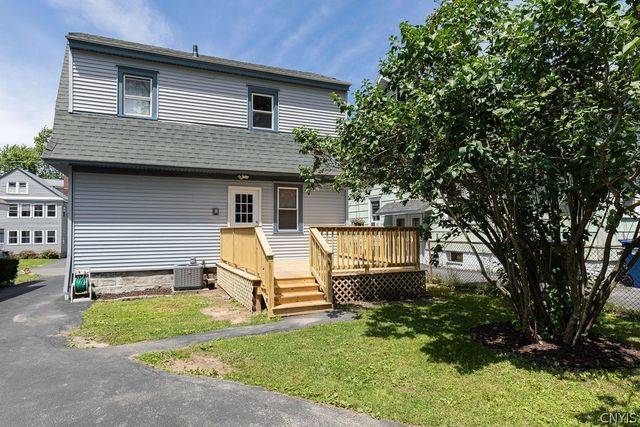 1146 North Glencove Road, Syracuse, NY 13206