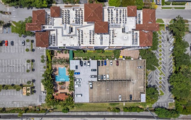 616 Clearwater Park Road 1202, West Palm Beach, FL 33401