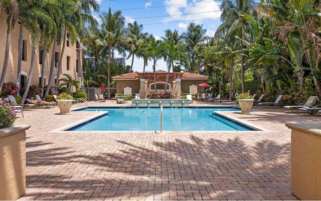 616 Clearwater Park Road 1202, West Palm Beach, FL 33401